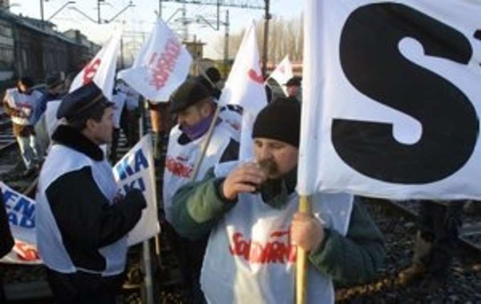  17 01 2004 LUBLIN STRAJK PRACOWNIKOW PKP FOT DOROTA AWIORKO/DZIENNIK WSCHODNI