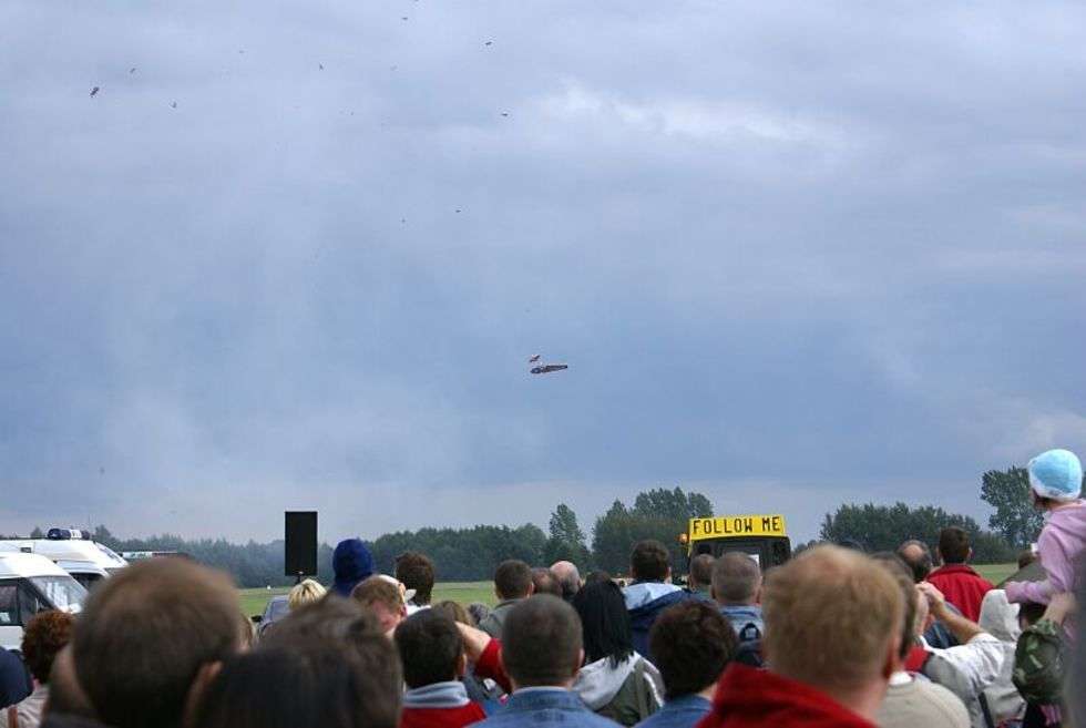  Zdjecia z katastrofy samolotowej na pokazach lotniczych Air Show w Radomiu.

