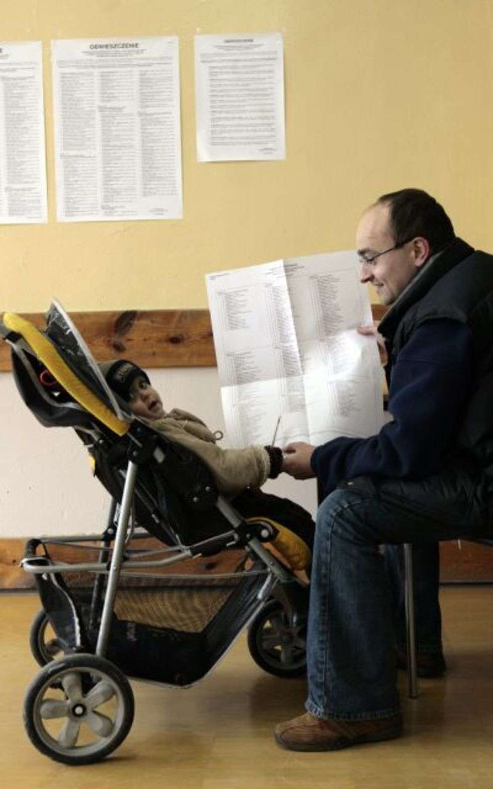  Wyborcza niedziela (zdjęcie 7) - Autor: Dorota Awiorko