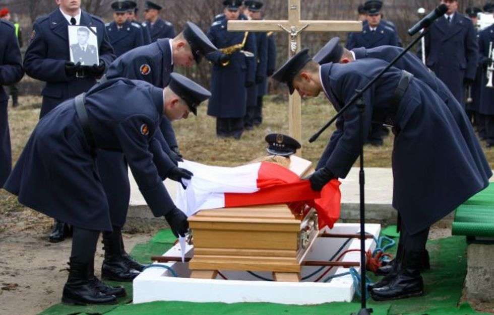  Uroczystości pogrzebowe kapitana Roberta KuLmy