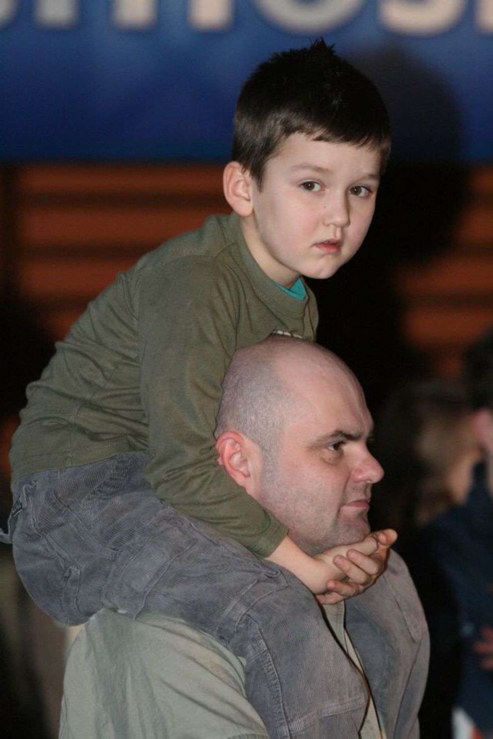 Grubo ponad tysiąc osób bawilo sie w pulawskiej hali MOSiR podczas niedzielnego koncertu zespolu Feel. Fot. 