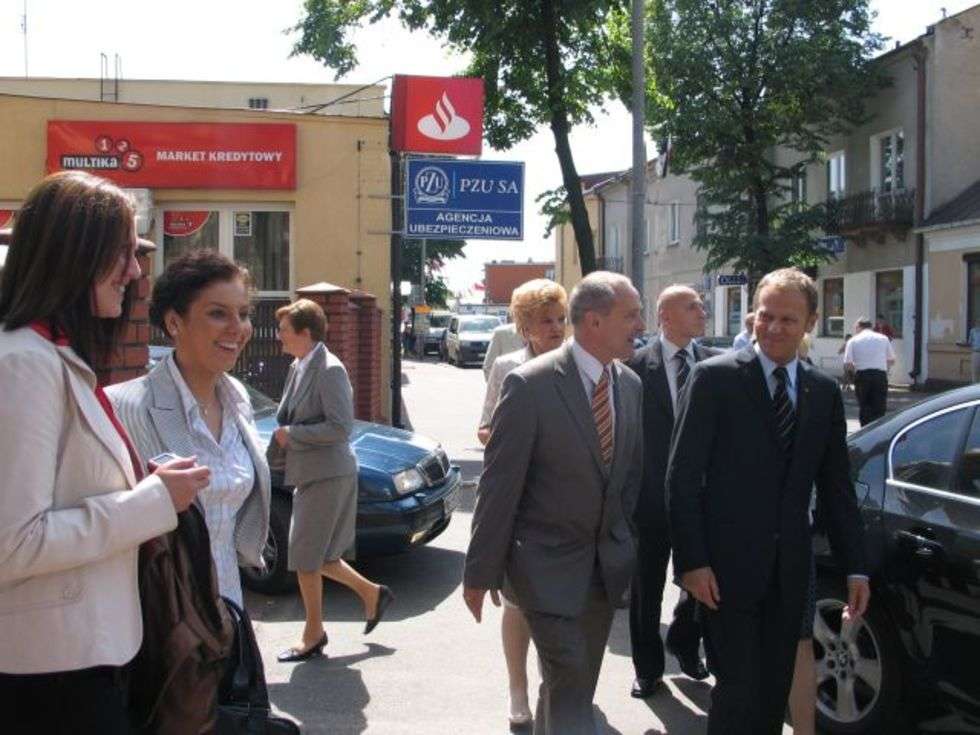  Premier na jedne z ulic Lukowa