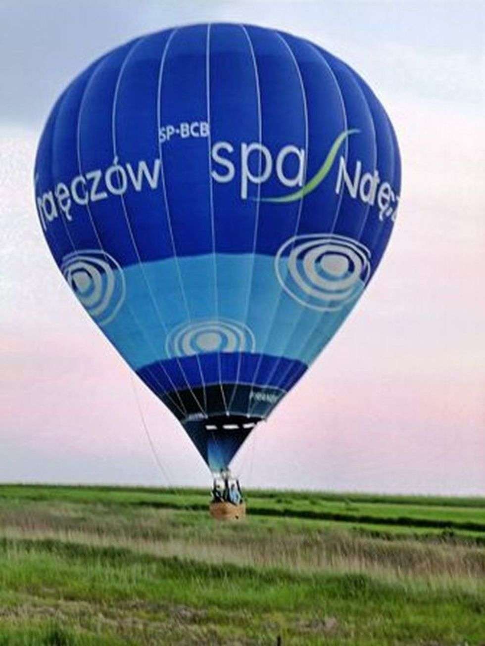  Lądowanie balonu w Poniatowej.
