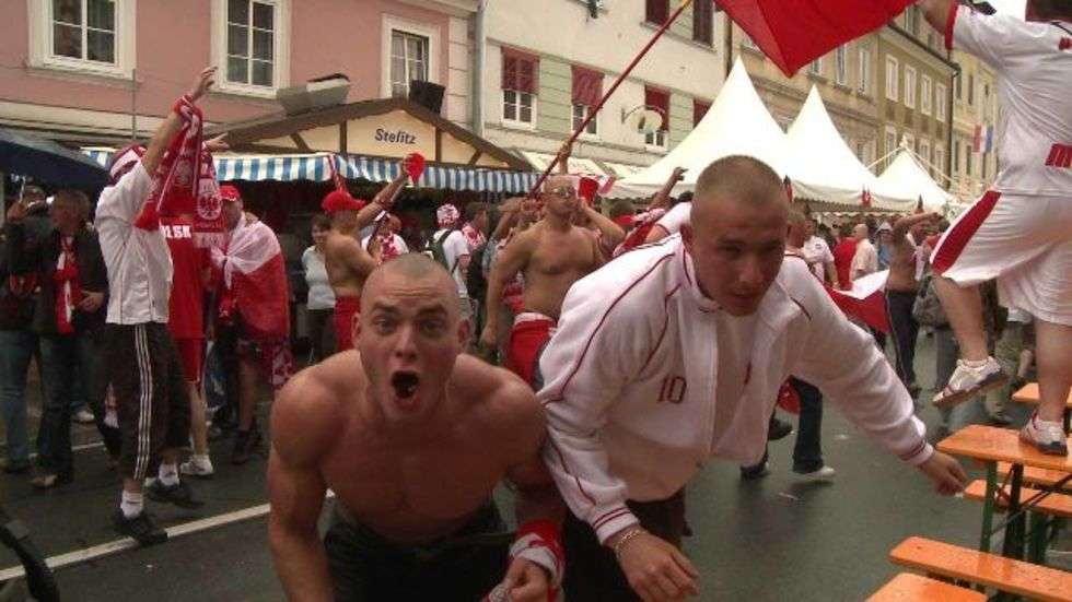  Bojowa atmosfera przed meczem Niemcy - Polska.