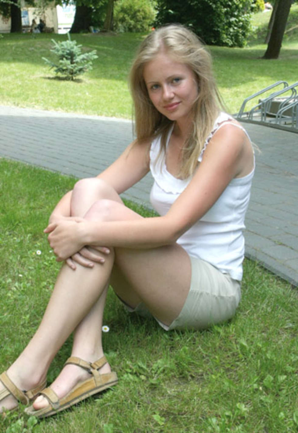  Olga Szewczuk z Lublina, 17 lat. Jeśli chcesz oddac glos na Olge wyślij SMS o treści <b>DW MISS 6</b> pod numer 7168. Koszt wyslania - 1,22 zl z VAT
