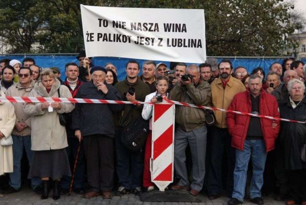 Mieszkancy Lublina przyszli na spotkanie z prezydentem na pl. Litewski