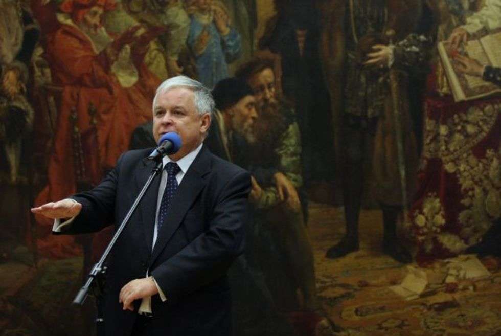  Prezydent Lech Kaczynski przemawia do zebranych w Muzeum Lubelskim na Zamku
