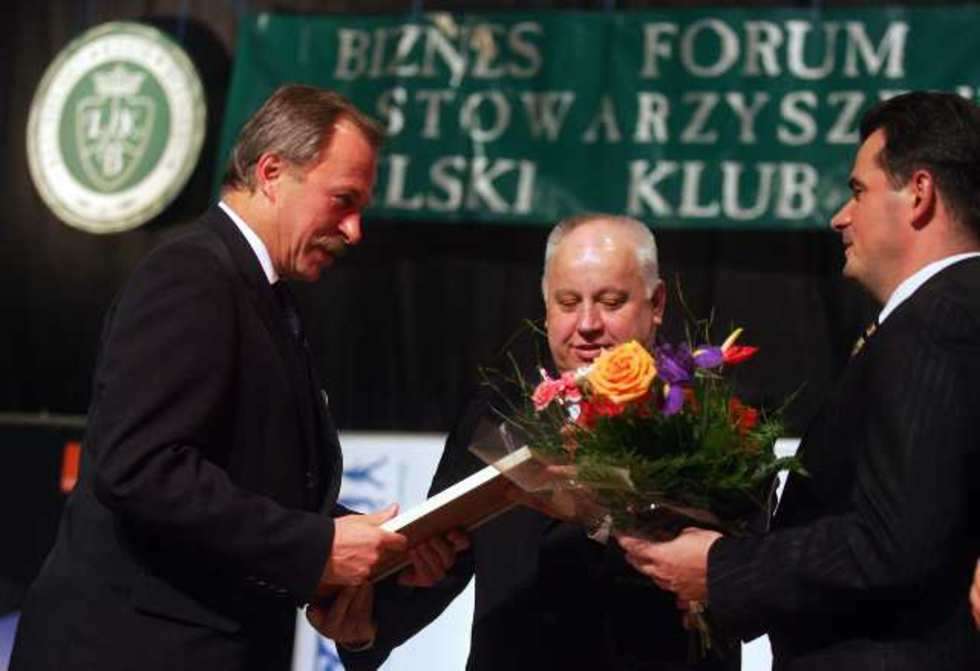 Prezydent Lublina Adam Wasilewski, prezydent Zamościa Marcin Zamojski i Paolo Iannone, wiceprezes zarządu reprezentującego Uni Credit w Grupie Pekao SA zostali Honorowymi Ambasadorami Lubelskiego Klubu Biznesu w 2008 roku.
