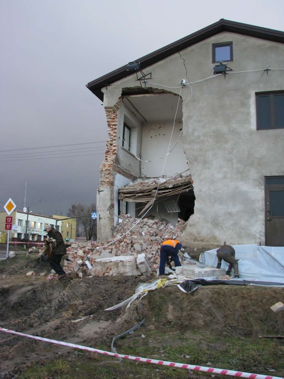  Wypadek w Kurowie (zdjęcie 2) - Autor: Policja