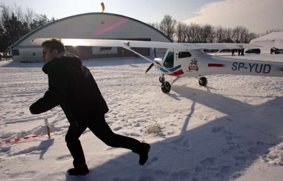  Zimowe Zawody Samolotowe (zdjęcie 9) - Autor: Karol Zienkiewicz