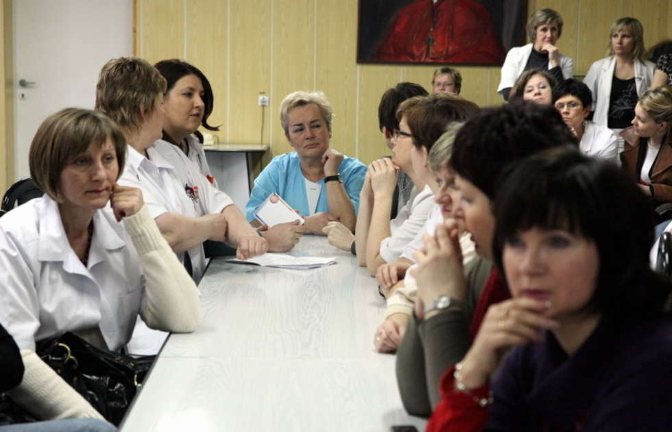  Spotkanie dwóch związków zawodowych w szpitalu przy alei Kraśnickiej w Lublinie z prezesem zarządu AMG Finanse