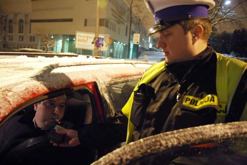  Nocna akcja policji. (zdjęcie 6) - Autor: Maciej Kaczanowski