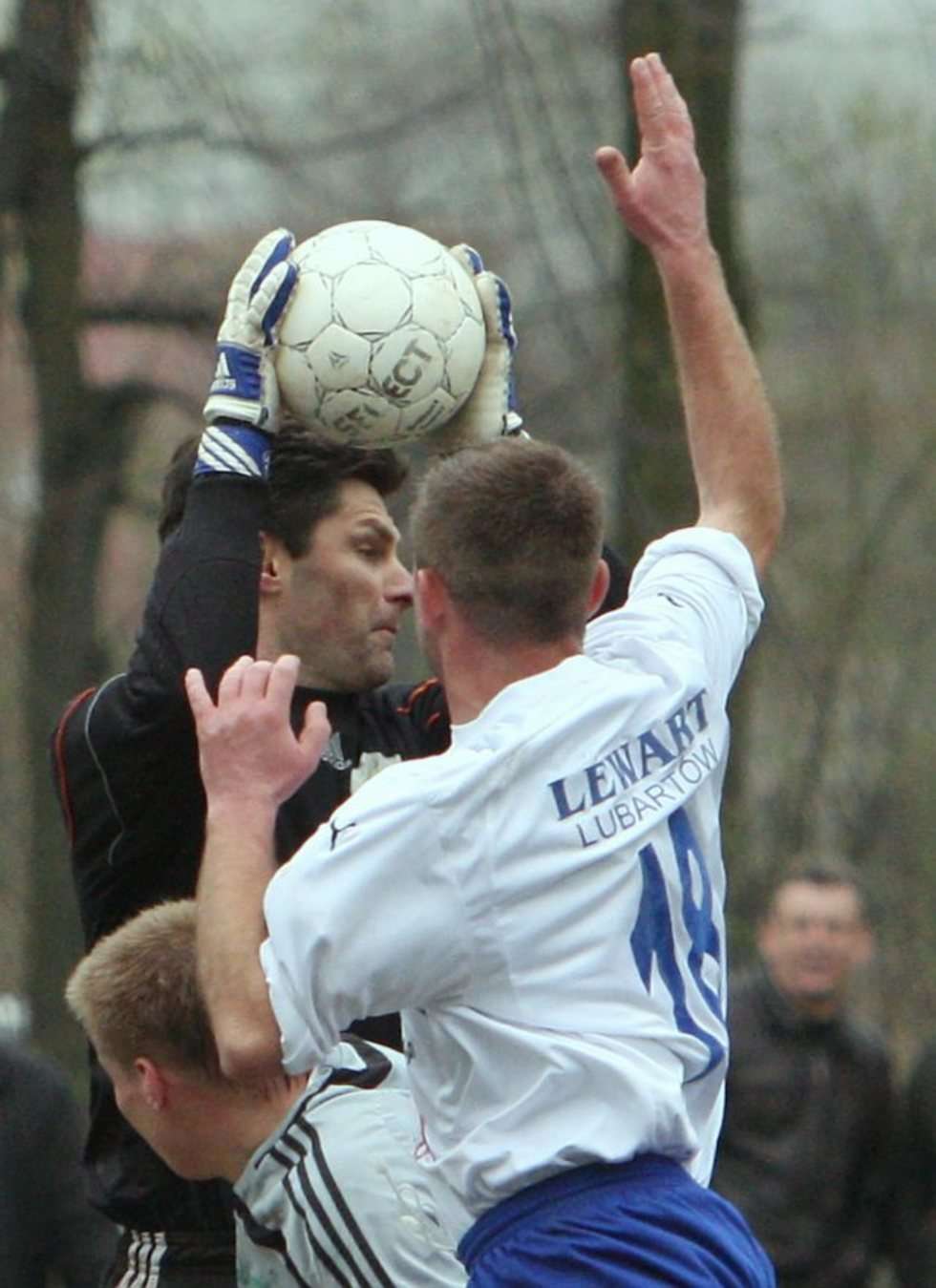  Mecz IV ligi Lewart - Podlasie. (zdjęcie 8) - Autor: Maciej Kaczanowski