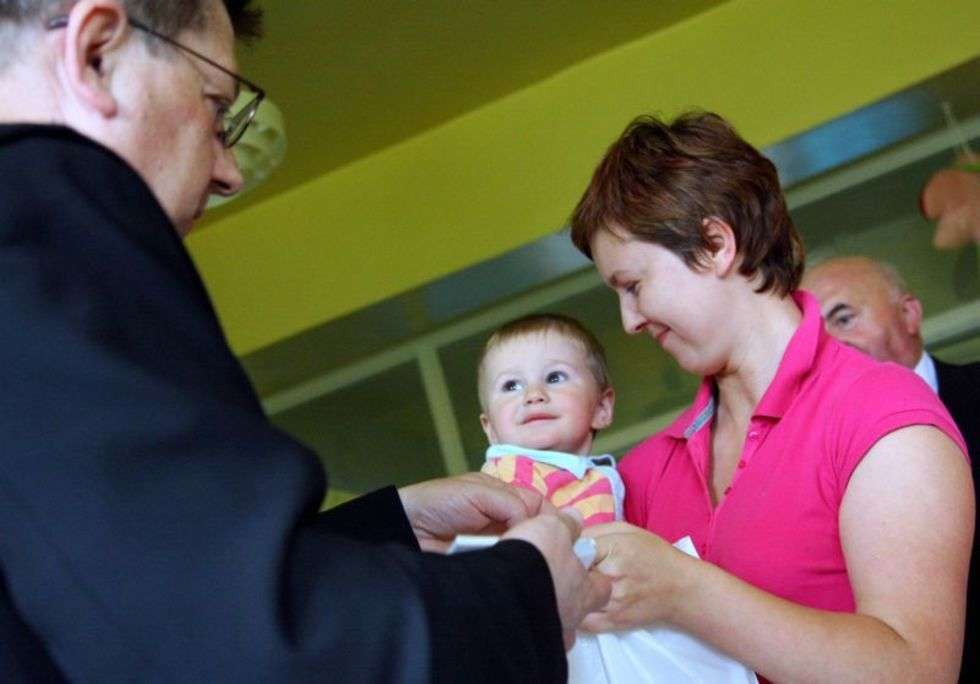  Spotkanie biskupa z dziećmi (zdjęcie 5) - Autor: Piotr Stasiuk