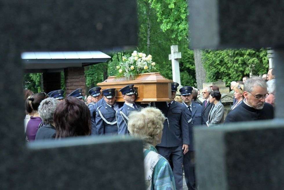  Pogrzeb prof. Hołdy (zdjęcie 4) - Autor: Maciej Kaczanowski