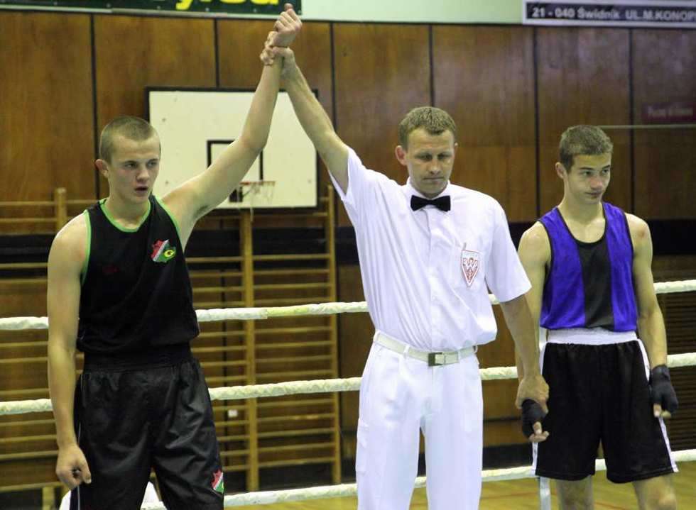  Turniej bokserski w Świdniku. (zdjęcie 4) - Autor: Maciej Kaczanowski.