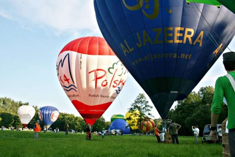  Od czwartku do soboty w Naleczowie odbywają sie zawody balonowe.