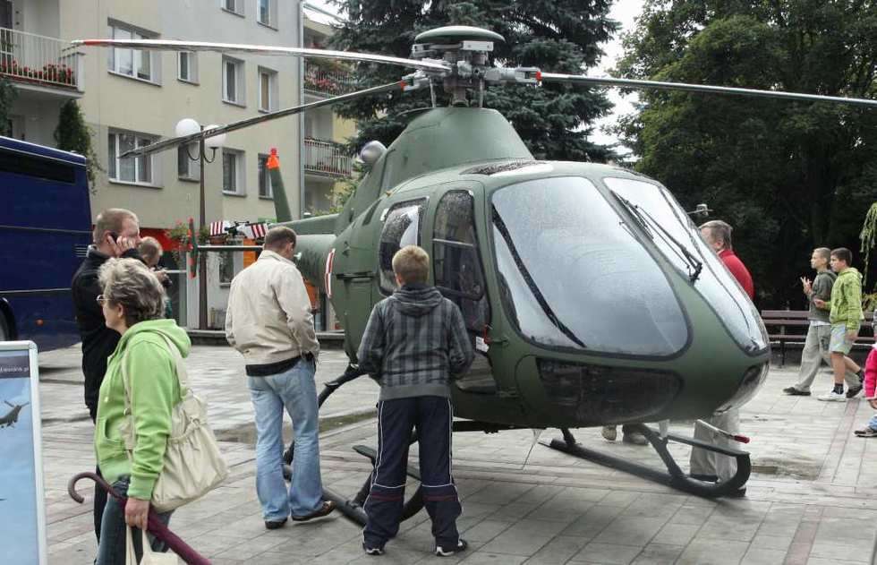  Sztandar dla świdnickiej policji. (zdjęcie 8) - Autor: Maciej Kaczanowski