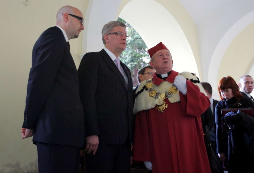  Valdis Zatlers z doktoratem honoris causa KUL (zdjęcie 3) - Autor: Karol Zienkiewicz