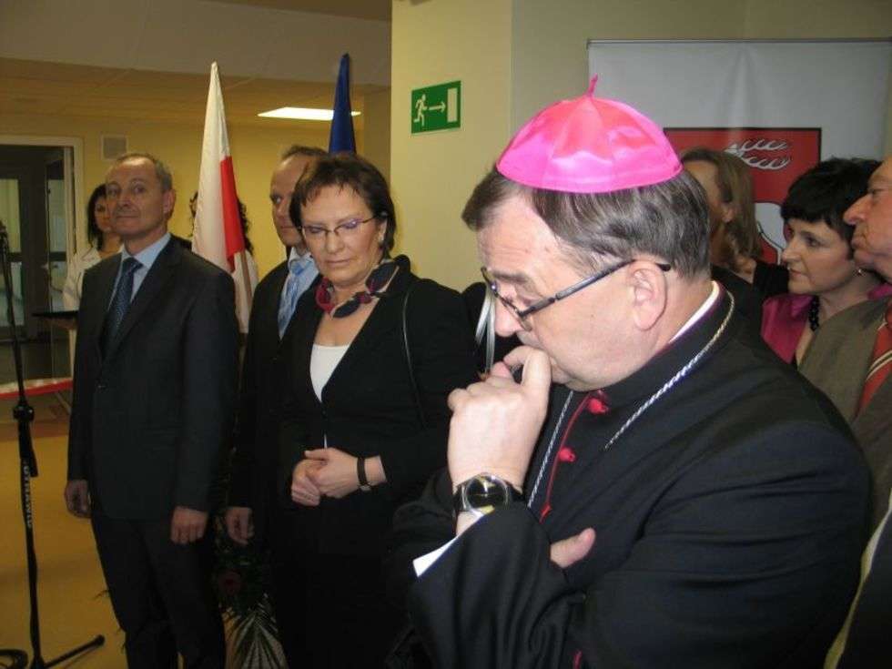  Na uroczyste otwarcie chelmskiego szpitala przyjechala m.in. minister zdrowia Ewa Kopacz