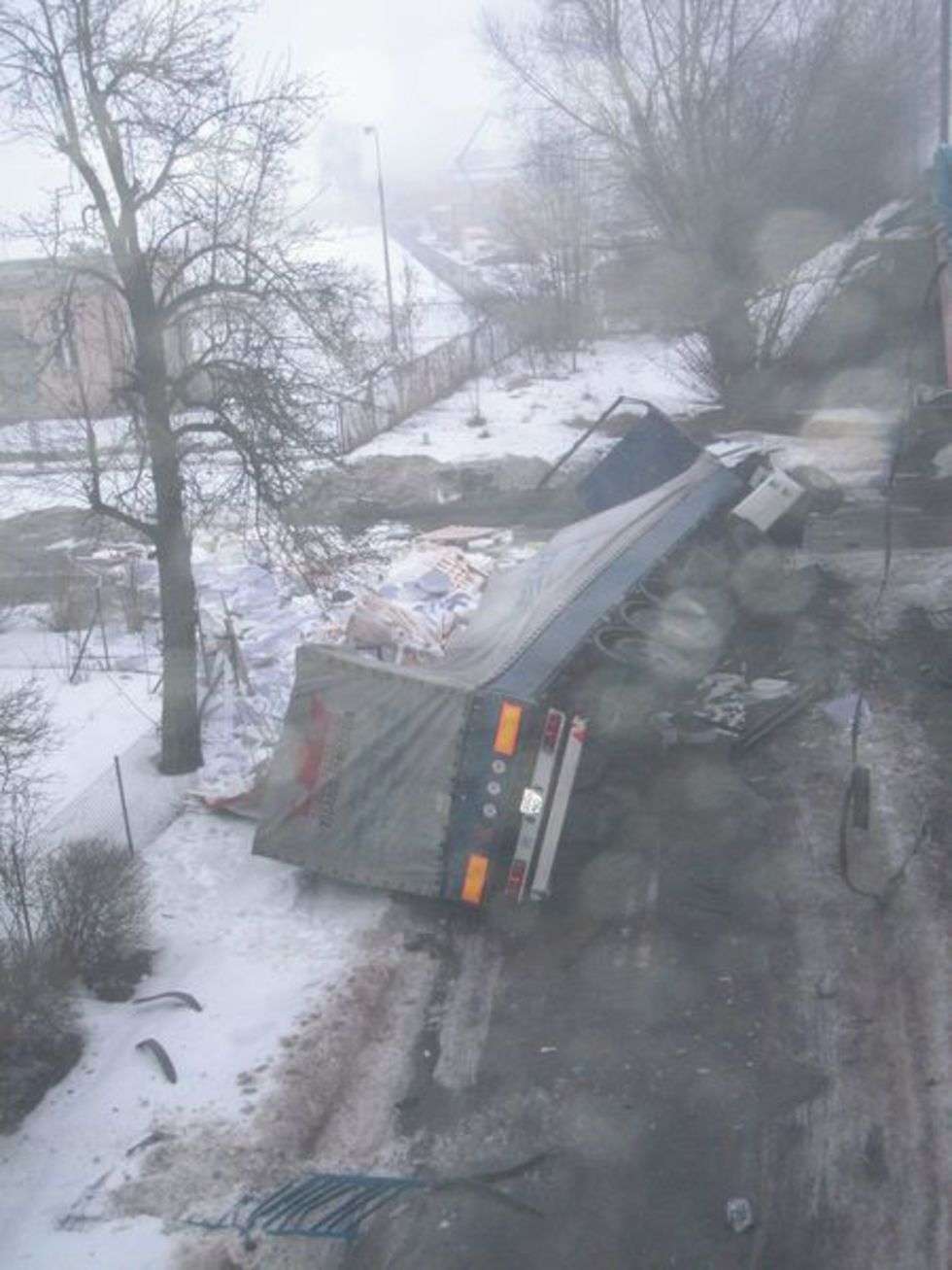  Tragiczny wypadek w Puławach (zdjęcie 9) - Autor: Straz Pozarna Pulawy