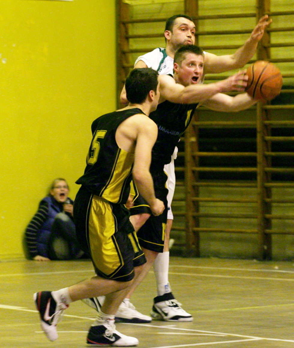  Koszykówka: Bracia Mrozik - Aux Matematyka   - Autor: Karol Zienkiewicz