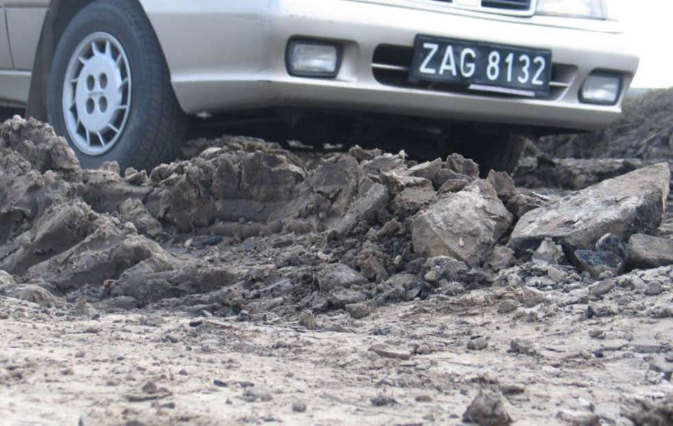  Z powodu poteznych dziur w drogach w gminie Mircze odwolano lekcje we wszystkich szkolach