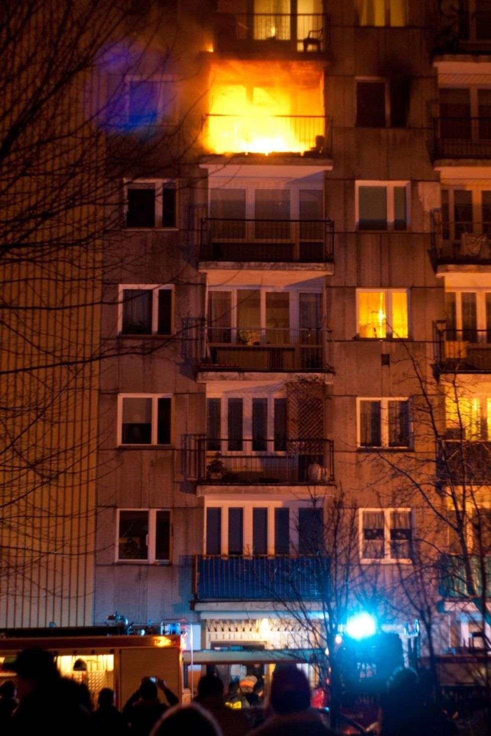  Pożar przy ulicy Śliwińskiego (zdjęcie 4) - Autor: Piotr