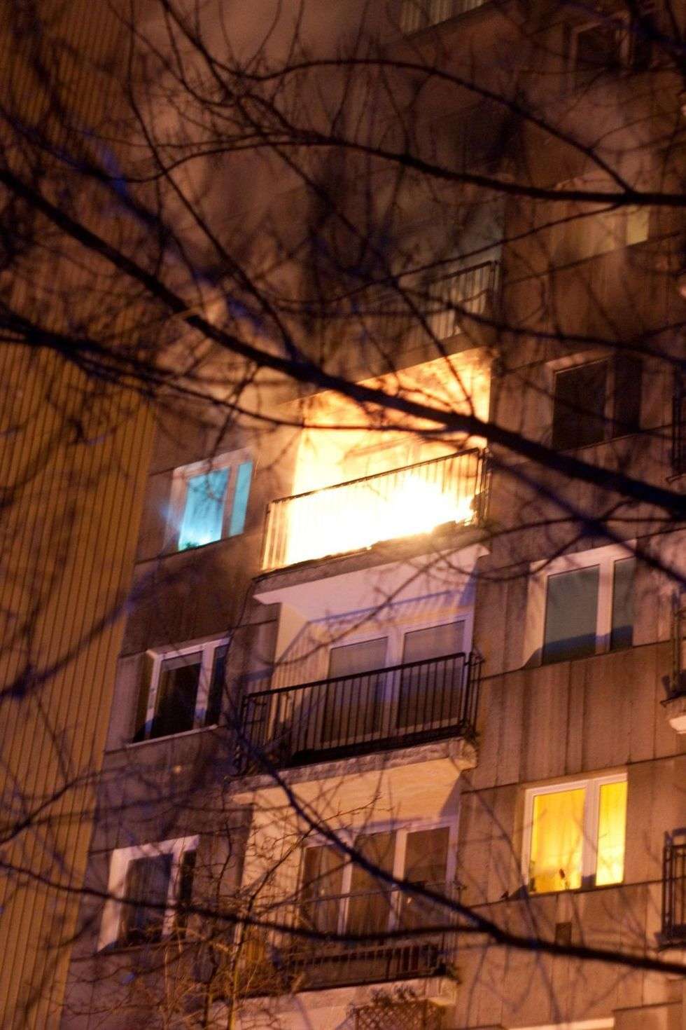  Pożar przy ulicy Śliwińskiego (zdjęcie 6) - Autor: Piotr