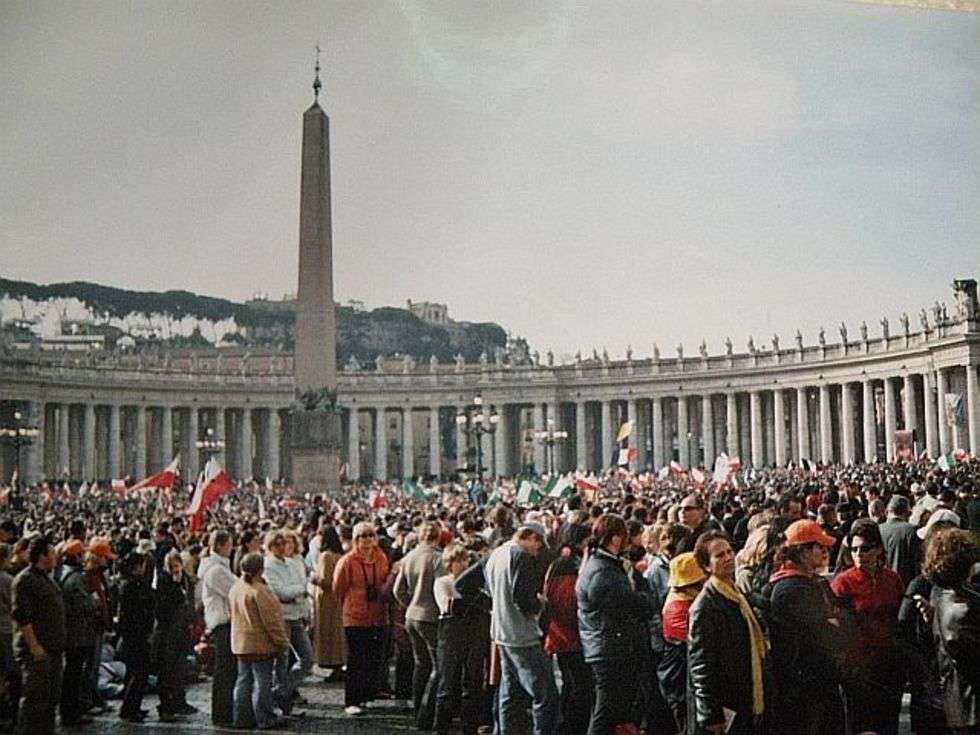  Pożegnanie Jana Pawła II (zdjęcie 32) - Autor: Iwona Bigos