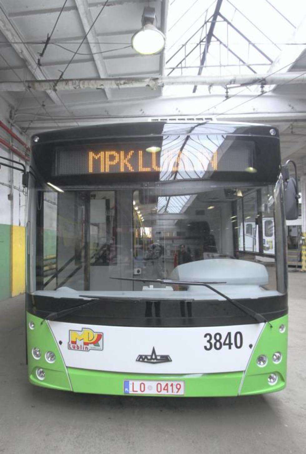 Nowy trolejbus. (zdjęcie 2) - Autor: Maciej Kaczanowski