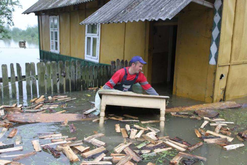  Powódź w gm. Annopol. (zdjęcie 8) - Autor: Maciej Kaczanowski