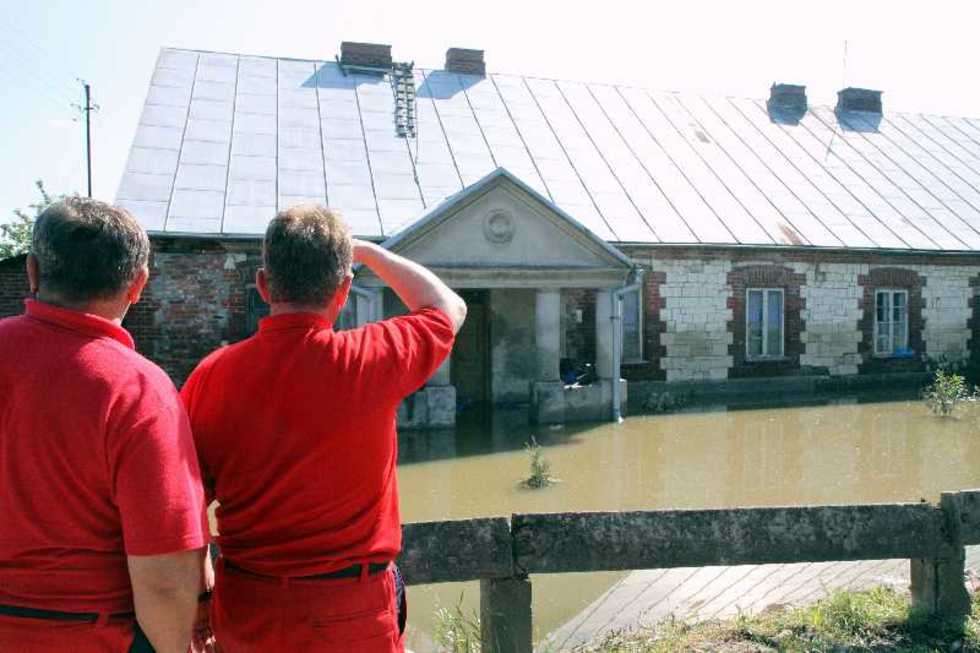  Skutki powodzi w gminie Wilków. (zdjęcie 9) - Autor: Maciej Kaczanowski
