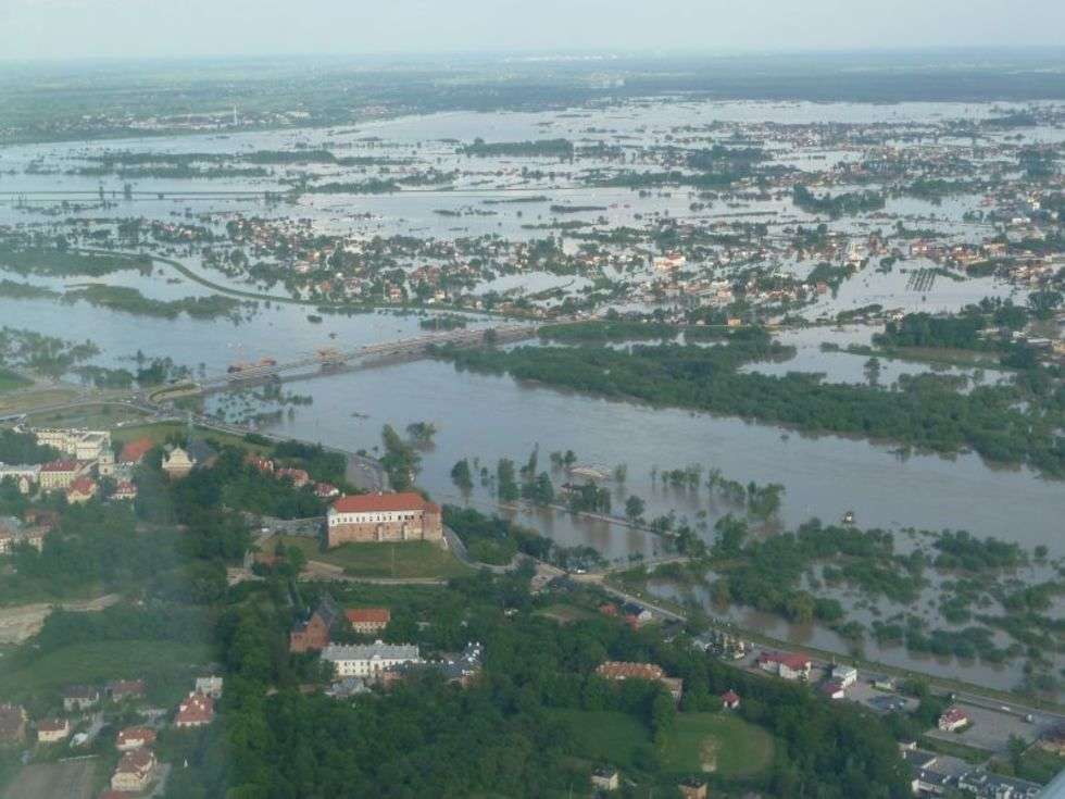  Powódź w Polsce: Sandomierz i okolice (zdjęcie 8) - Autor: Zbigniew Hrabia 
