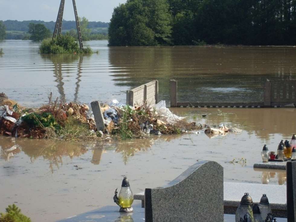  Powódź w Janowcu (zdjęcie 2) - Autor: Kasia S.