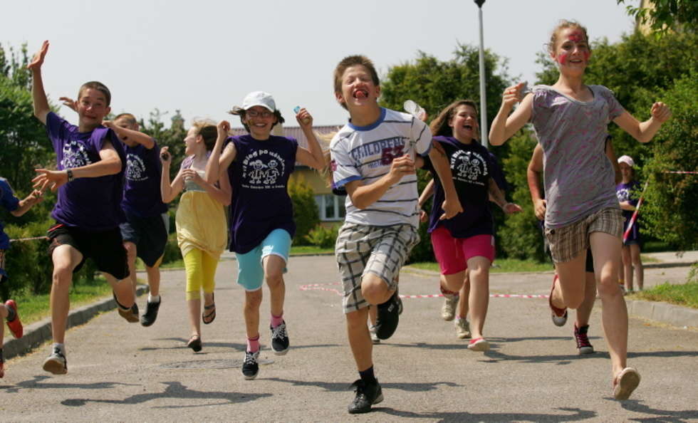  Dzień sportu w SOS Wiosce Dziecięcej (zdjęcie 1) - Autor: Karol Zienkiewicz