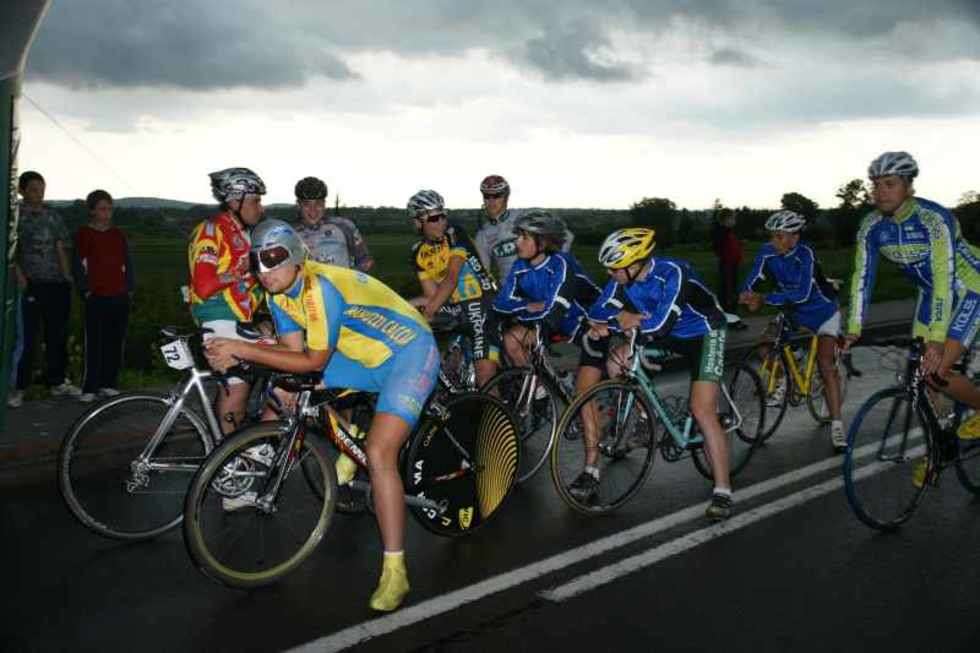  W 54 Miedzynarodowym Wyścigu PrzyjaLni Polsko-Ukrainskiej bierze udzial prawie 120 kolarzy