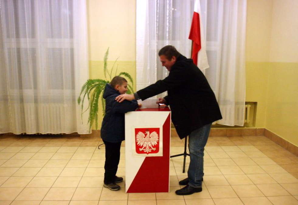  Wybory 2010 w Lublinie (zdjęcie 1) - Autor: Jacek Świerczynski