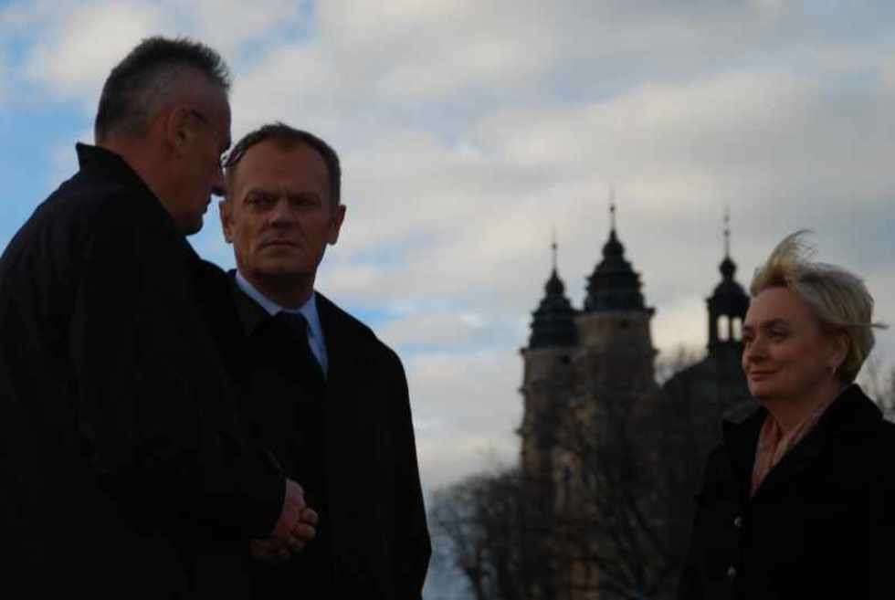  Premier zwiedzal Wlodawe oraz spotkal sie z dziennikarzami i mieszkancami