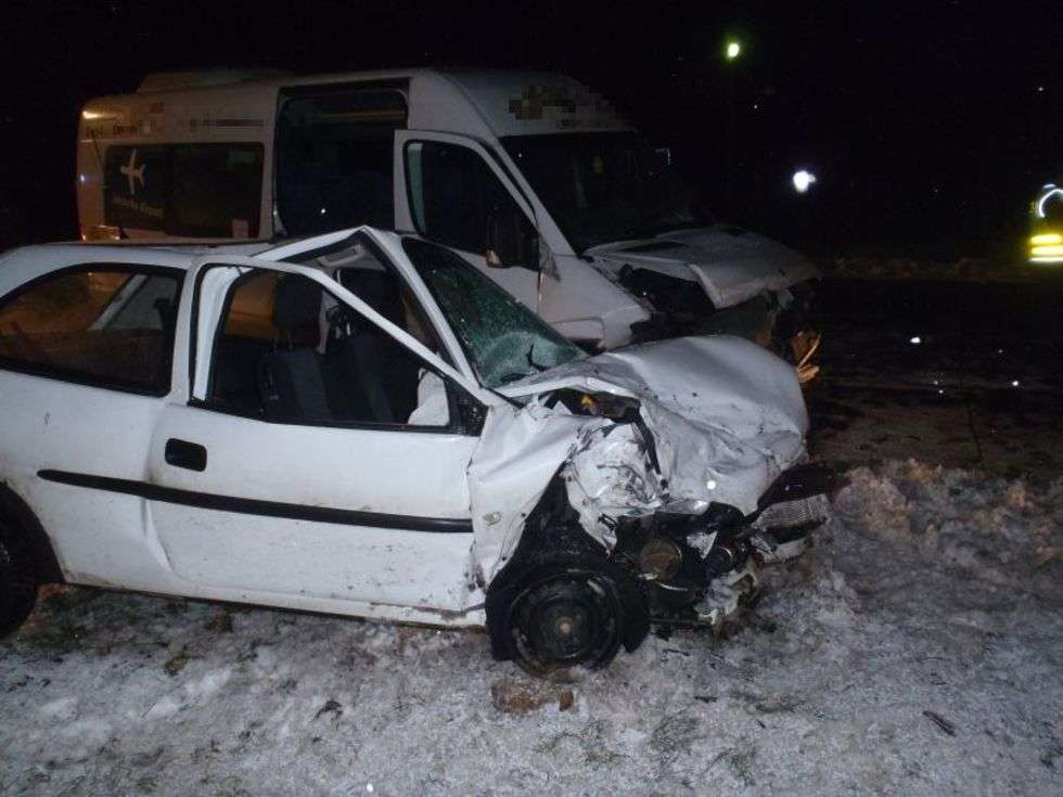  Wypadek koło Kraśnika (zdjęcie 1) - Autor: KP PSP Kraśnik