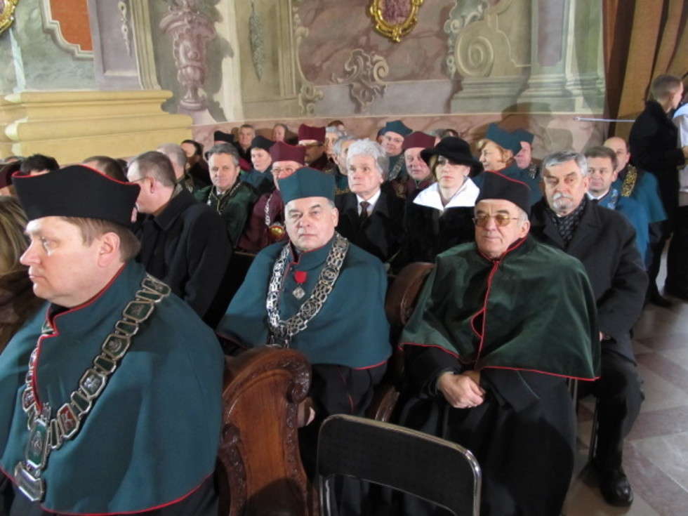  Pogrzeb arcybiskupa (zdjęcie 13) - Autor: Internauta Jerzy