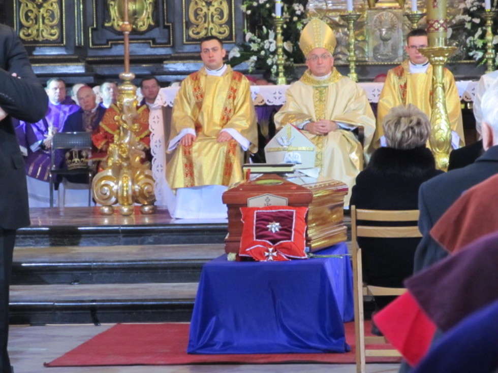  Pogrzeb arcybiskupa (zdjęcie 20) - Autor: Internauta Jerzy