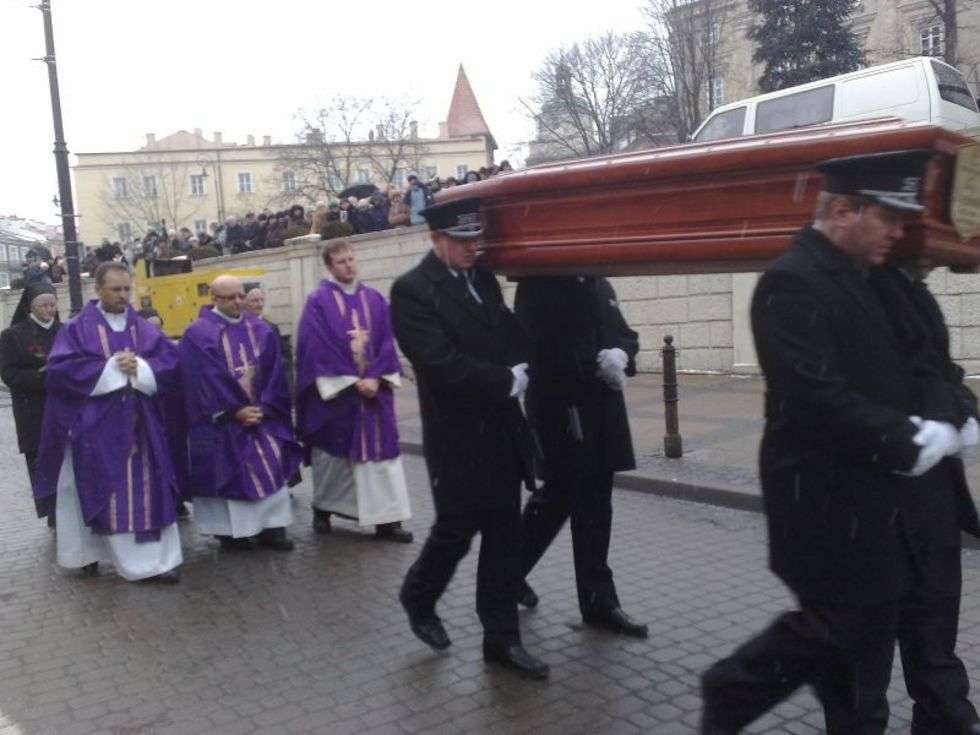  Pogrzeb abp. Życińskego w Lublinie (zdjęcie 23) - Autor: Lukasz Dudkowski