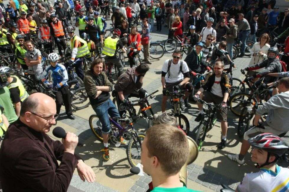  Rajd i piknik rowerowy w Lublinie z okazji Dnia Europy (zdjęcie 2) - Autor: Maciej Kaczanowski