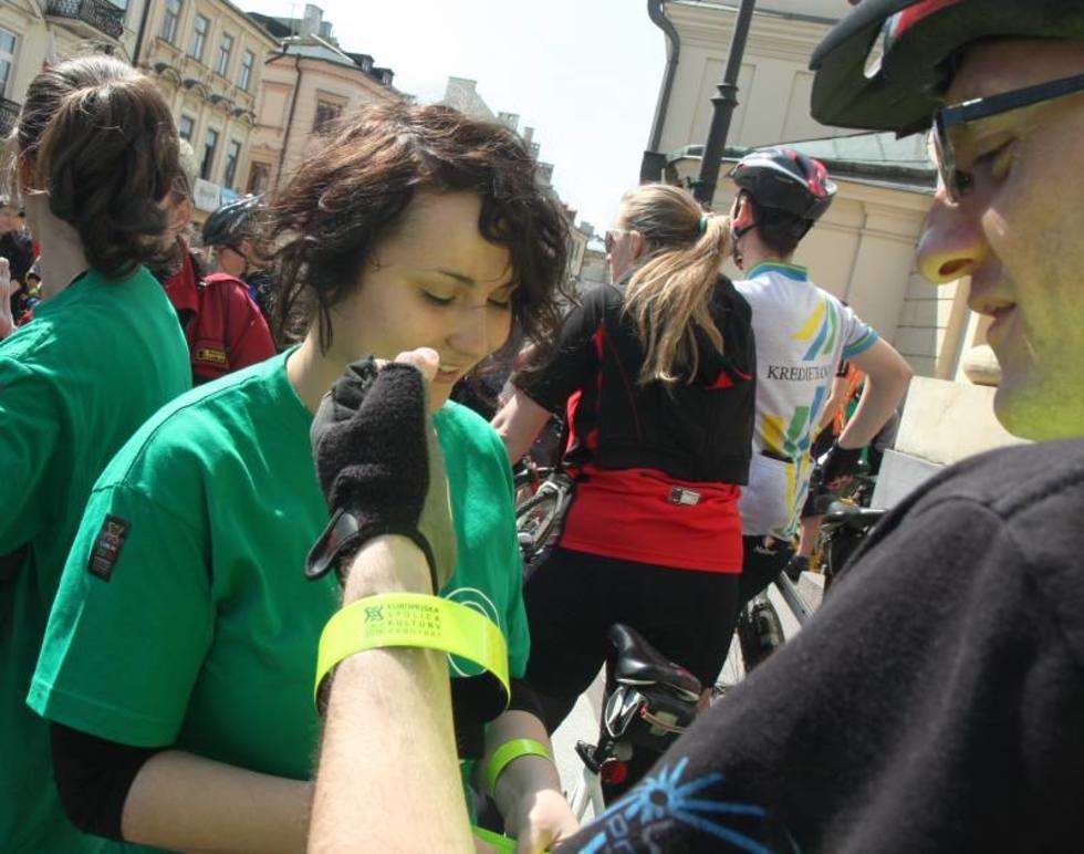  Rajd i piknik rowerowy w Lublinie z okazji Dnia Europy (zdjęcie 8) - Autor: Maciej Kaczanowski