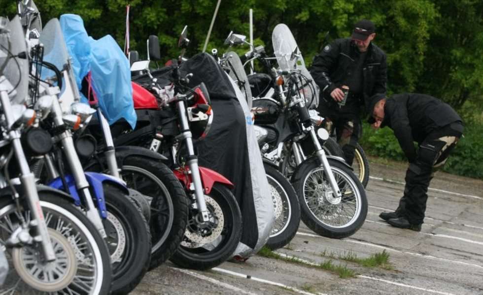  Lubelskie otwarcie sezonu motocyklowego 2011  (zdjęcie 15) - Autor: Wojciech Nieśpialowski