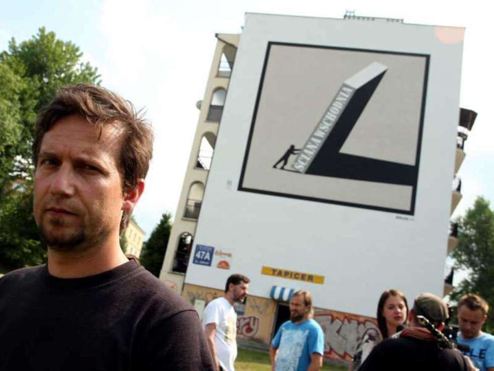  Tomasz Bielak, autor muralu przy ul. Junoszy