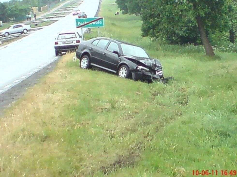  Wypadek w Dobrosławowie (zdjęcie 3) - Autor: Internauta