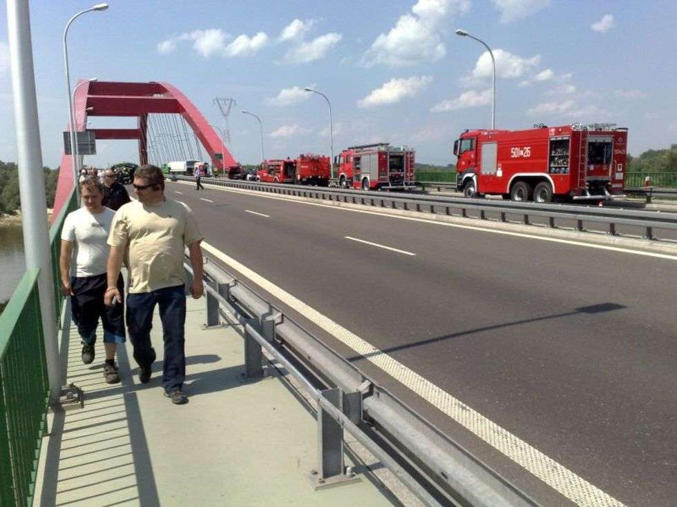  Ćwiczenia na moście w Puławach (zdjęcie 4) - Autor: Maciej Kaczanowski 