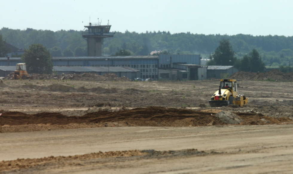  Budowa lotnika w Świdniku